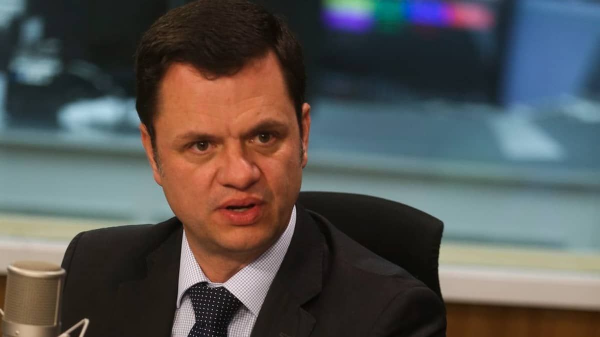 Anderson Torres tem porte de armas cassado