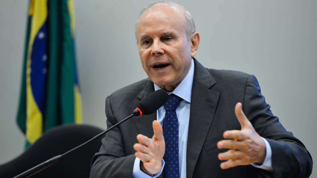 Mantega no comando da Vale seria “desastroso”, diz mercado