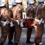 Vídeo: corpo do ex-ministro Alysson Paolinelli chega ao Palácio da Liberdade para velório