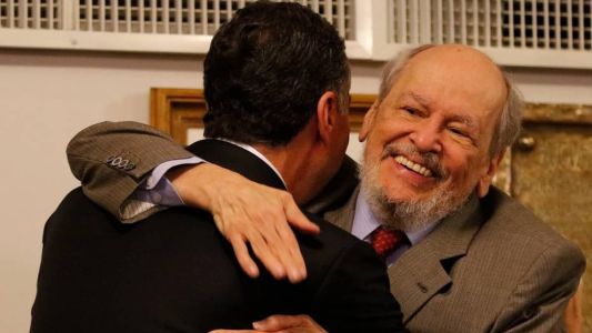 Ex-ministro Sepúlveda Pertence morreu neste domingo (2), aos 85 anos