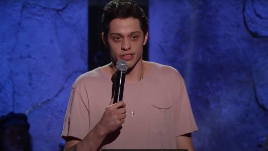Ex-namorado de Kim Kardashian é internado para tratar saúde mental