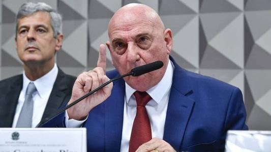 Ex-número dois do GSI diz que G. Dias não compartilhou alertas da Abin sobre invasões do 8/1.