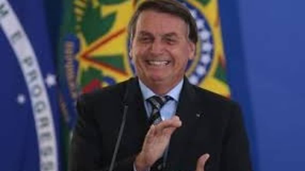 Bolsonaro gasta R$ 14 mil em jogos e ganha só R$ 2 mil na Loteria