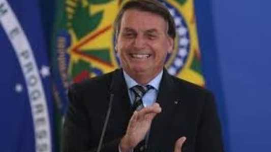 Ex-presidente afirma que tem jogado na loteria valores recebidos de doações