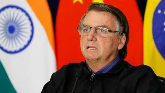 Ex-presidente Bolsonaro volta a ser julgado nesta quinta-feira (26) pelo TSE
