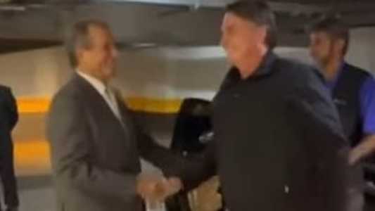 Ex-presidente Bolsonaro é recebido por Valdemar Costa Neto para evento do Partido Liberal