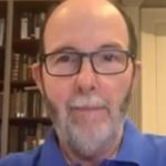 'Acho que não cabe trabalhar com tanto otimismo', diz Armínio Fraga sobre meta de superávit em 2025