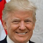 Trump tem 54% das intenções de voto contra 17% de DeSantis nas Primárias Republicanas, diz pesquisa