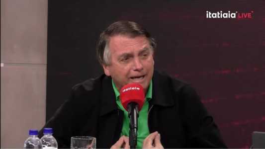 Ex-presidente está impedido de concorrer até 2030 a cargos eletivos