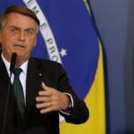 Bolsonaro cita casos de opositores na Venezuela e se diz alvo de 'caçada implacável' do Judiciário