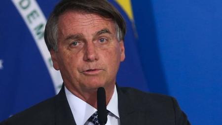 Ex-presidente Jair Bolsonaro foi internado nesta quarta-feira (23)