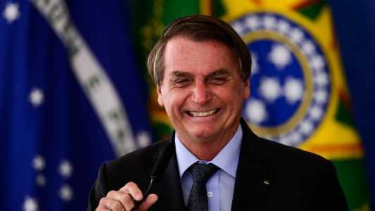 Ex-presidente Jair Bolsonaro (PL) mantém base eleitoral apesar das denúncias recentes e das investigações da Polícia Federal