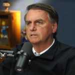 Bolsonaro: 'Inaceitável o aumento dos combustíveis ora anunciado pelo atual governo'
