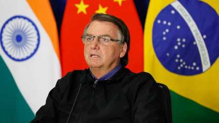 Ex-presidente Jair Bolsonaro pediu que joias fossem liberadas para acervo pessoal
