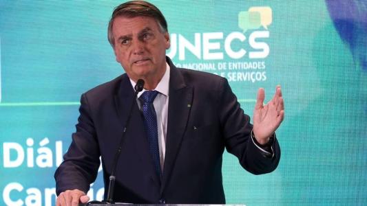 Ex-presidente Jair Bolsonaro presta depoimento à Polícia Federal na tarde desta terça-feira (16)