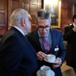 Zema é tratado como presidenciável em jantar de gala nos EUA