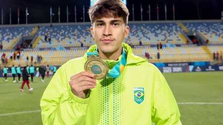 Ex-Santos e Fluminense, Pirani celebra ouro no Pan-Americano