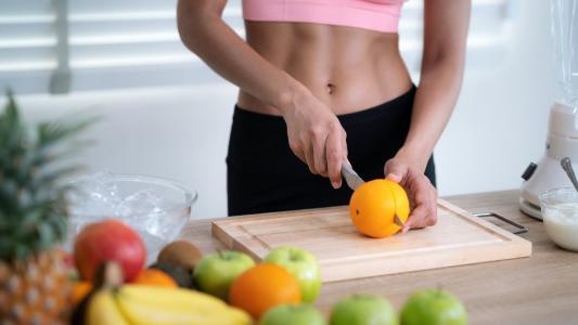 Exercício Físico: O que comer antes e depois do treino