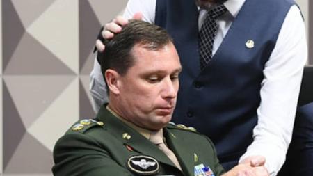 Exército cumprirá decisão de Moraes e Cid ficará sem ocupar cargo e exercer função.