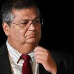 Flávio Dino anuncia ação policial contra garimpeiros na terra Yanomami