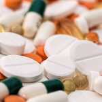 Novo antibiótico capaz de matar superbactérias é descoberto com ajuda de IA