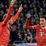 Bayern faz 3 gols em vinte minutos, bate Wolfsburg, e reassume a ponta do Alemão