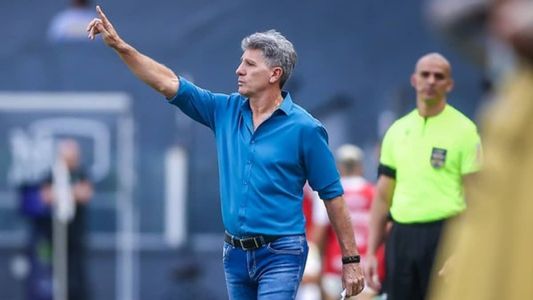 Expulso no duelo com o Santos, Renato Gaúcho não comandará o Grêmio contra o Cruzeiro