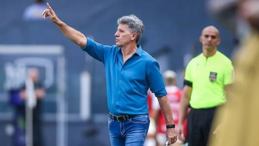 Expulso no duelo com o Santos, Renato Gaúcho não comandará o Grêmio contra o Cruzeiro
