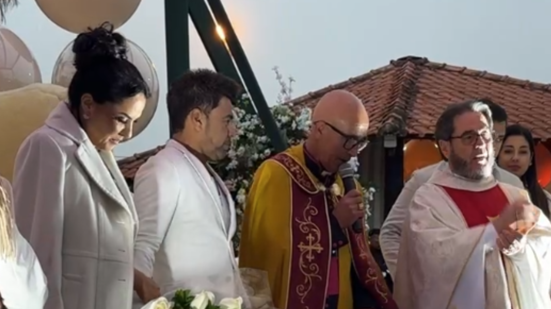 Chá revelação de Graciele Lacerda e Zezé Di Camargo vira casamento surpresa