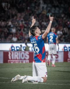 Conheça o meia Damián Bobadilla, de 22 anos, que deve chegar ao Morumbi em 2024