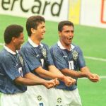 Por onde anda filho de Bebeto, homenageado em comemoração marcante no tetra