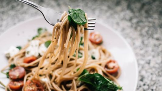 O volume da pasta é equivalente a cerca de "15 carrinhos de mão"