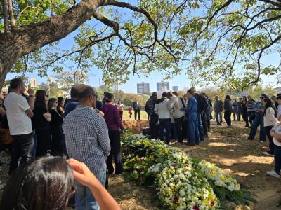 Soraya Tatiana Bonfim França foi sepultada nesta terça-feira (22)
