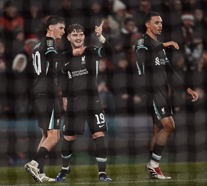 Liverpool vence o Southampton e avança às semifinais da Copa da Liga Inglesa