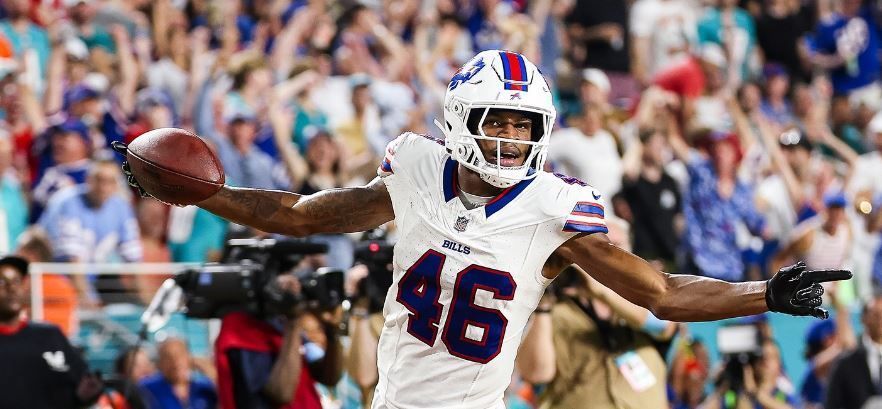 NFL: Bills vencem Dolphins em jogo marcado por lesão assustadora de jogador