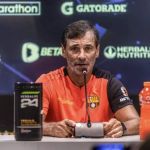 Quem é Fabián Bustos, novo técnico do América
