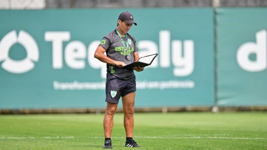 Fabián Bustos, técnico do América