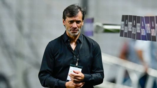 Fabián Bustos, técnico do América, no Independência