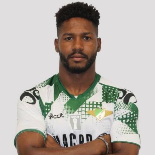 Com titular machucado, Ceará busca lateral em Portugal