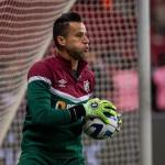 A um passo da história! Veja a caminhada de Fábio desde sua chegada ao Fluminense