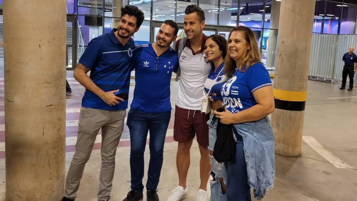 Fábio se emociona, fala de convite para voltar ao Cruzeiro, mas não descarta aposentadoria 