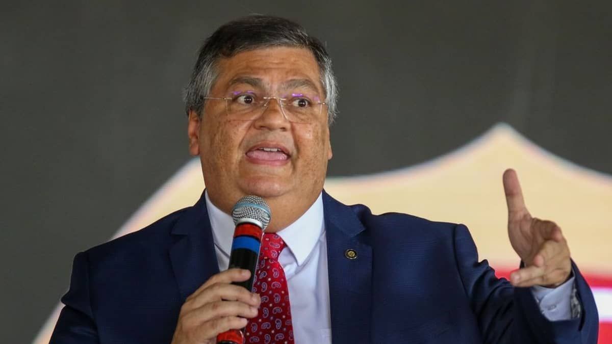 Dino: PF atuou com ‘seriedade e profissionalismo’ ao fechar acordo de delação de Cid