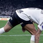 Aposentar no Corinthians? Saiba o que Fábio Santos pensa sobre o tema