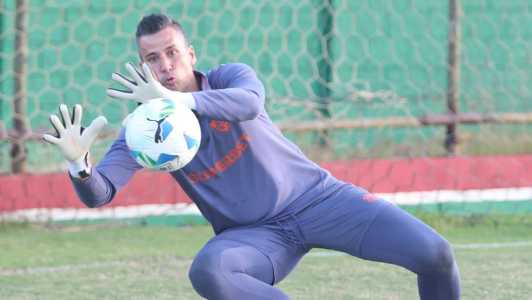Fábio durante treino do Fluminense para jogo contra o Once Caldas pela Sul-Americana de 2025