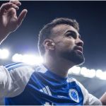 Cruzeiro celebra convocação de Fabrício Bruno para a Seleção Brasileira