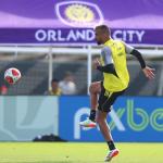 Flamengo renova com Fabrício Bruno, e Gabigol vive situação única no elenco