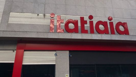Fachada da Itatiaia