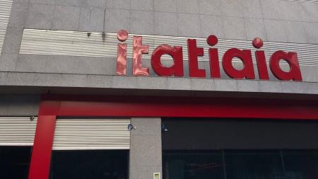 Fachada da Itatiaia