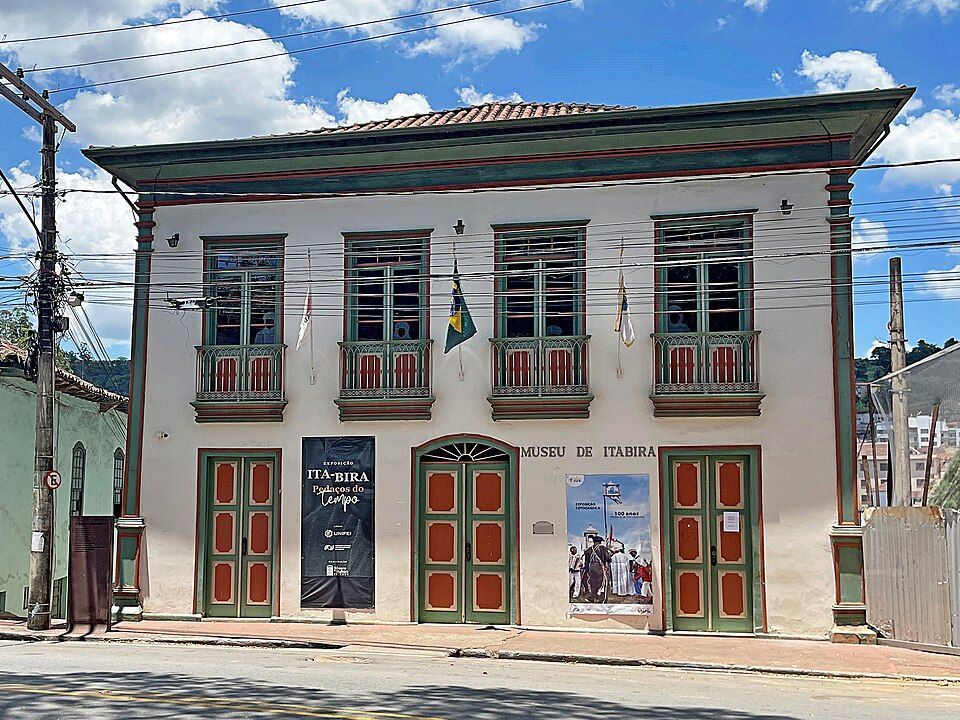 FCCDA abre inscrições para cadastro de artistas no Carnaval 2026 de Itabira