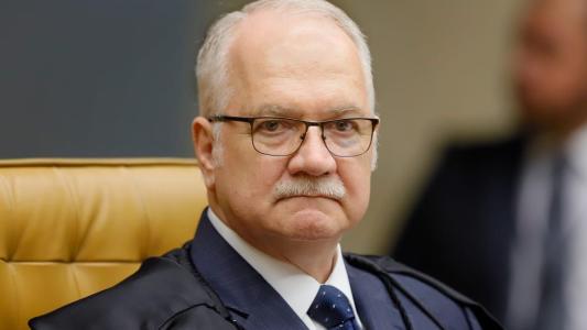 Fachin decidiu pela atuação da AGU no processo contra Moraes